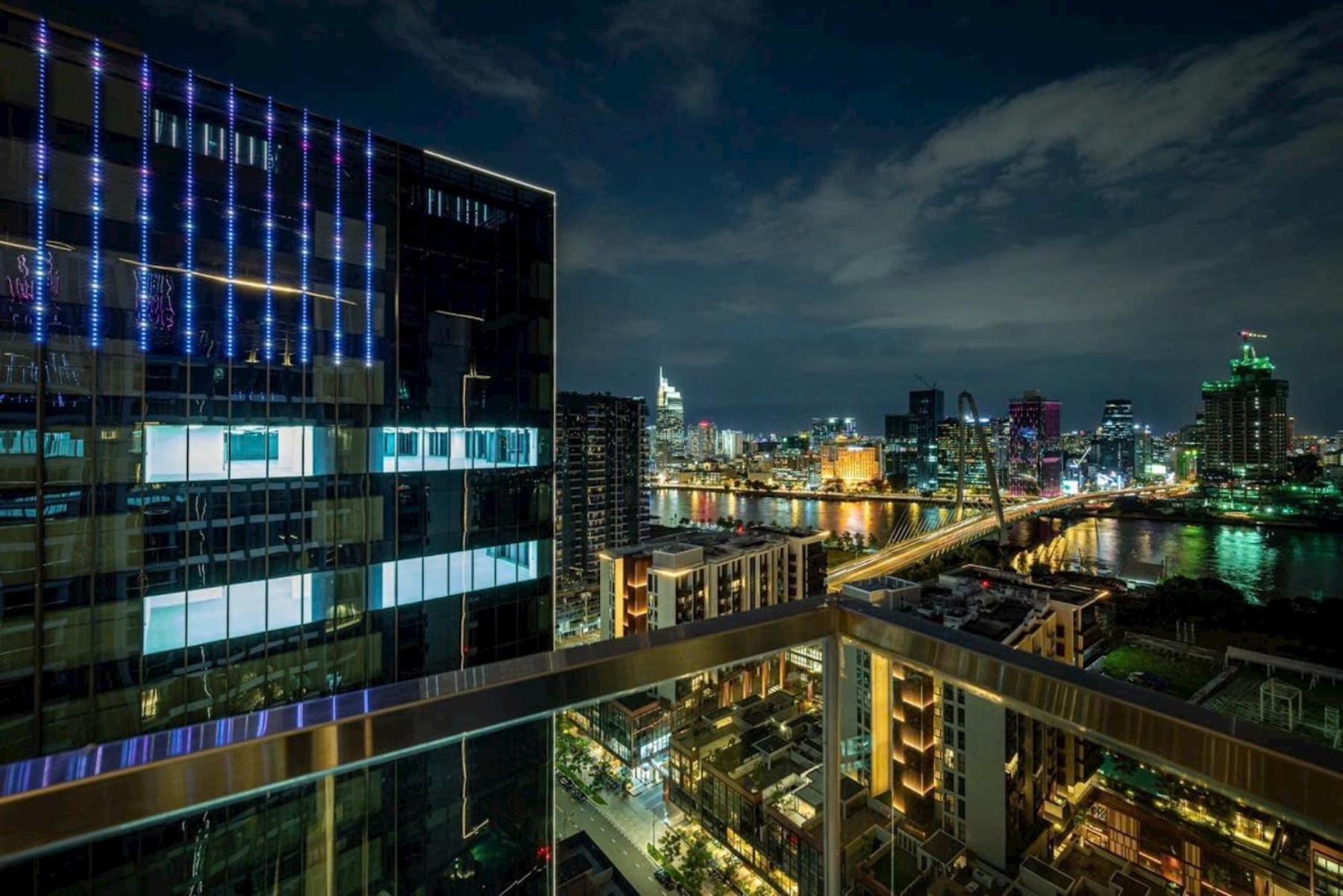 The Crest-Central Saigon Riverside -Free Pool-Gym-Sauna Room-Yoga Room Ho Chi Minh City Bagian luar foto