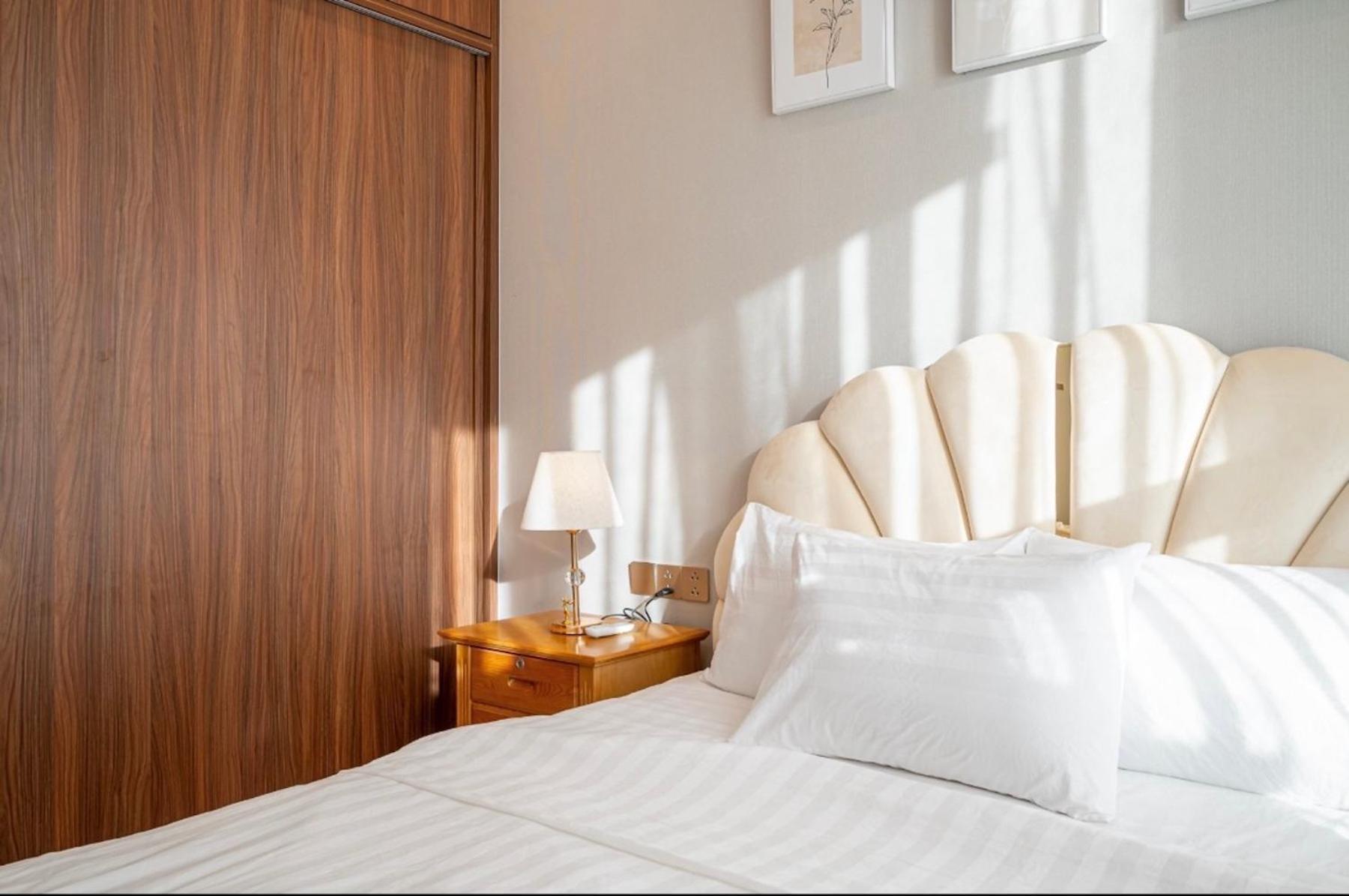 The Crest-Central Saigon Riverside -Free Pool-Gym-Sauna Room-Yoga Room Ho Chi Minh City Bagian luar foto