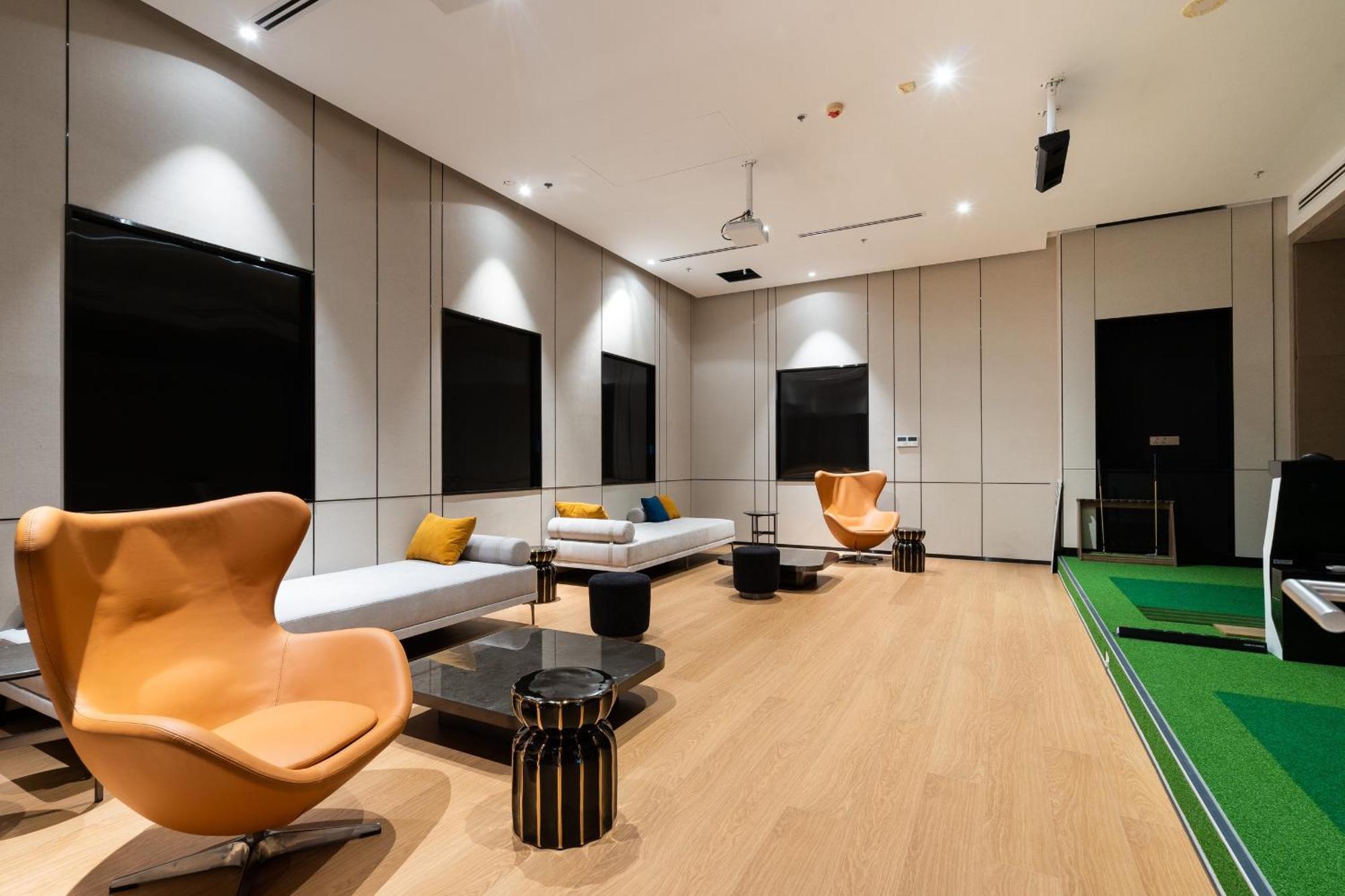 The Crest-Central Saigon Riverside -Free Pool-Gym-Sauna Room-Yoga Room Ho Chi Minh City Bagian luar foto